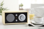 Tivoli Model One Maple/black